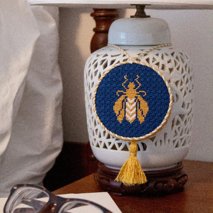 Bee Round Kit - Blue - Image 2