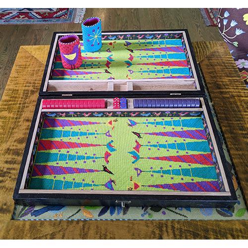 Birdie 3-Part Backgammon Set on 18 with Dice Cups, Dice & Game Pieces - Image 4