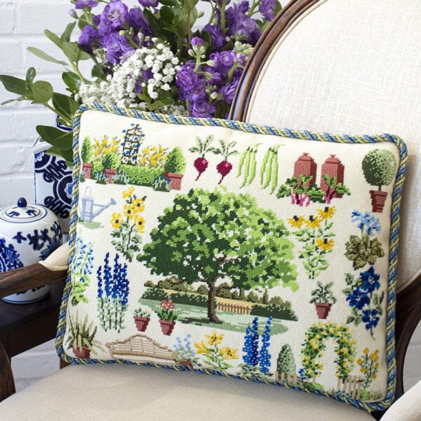 Chelsea Artist's Garden Needlepoint Kit - Image 2