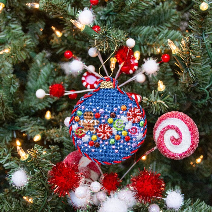 Gingerbread Confetti Ball Ornament Kit - Image 2
