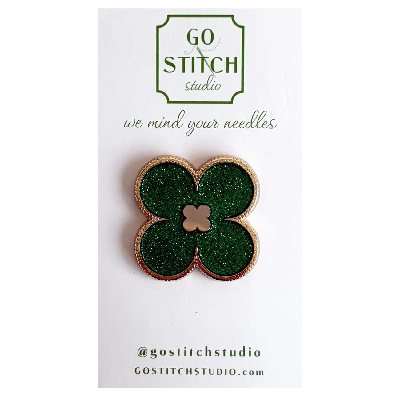 Green Glitter Clover Needle Minder