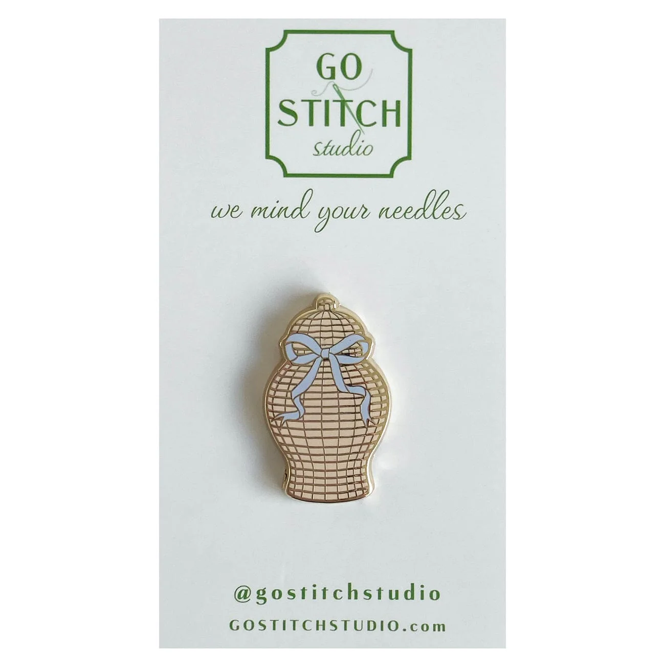 Rattan Ginger Jar Needle Minder
