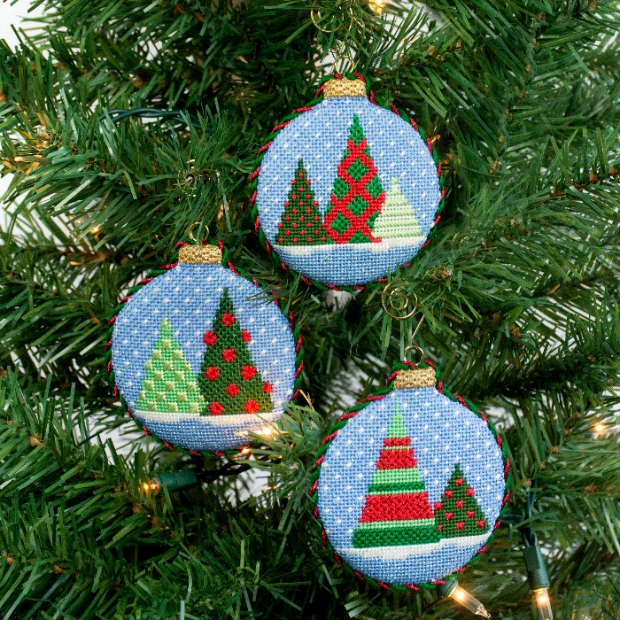 Striped Tree Bauble Ornament Kit - Image 2