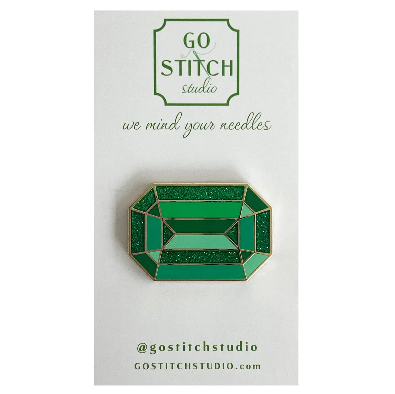 "The Dresden" Green Diamond Needle Minder