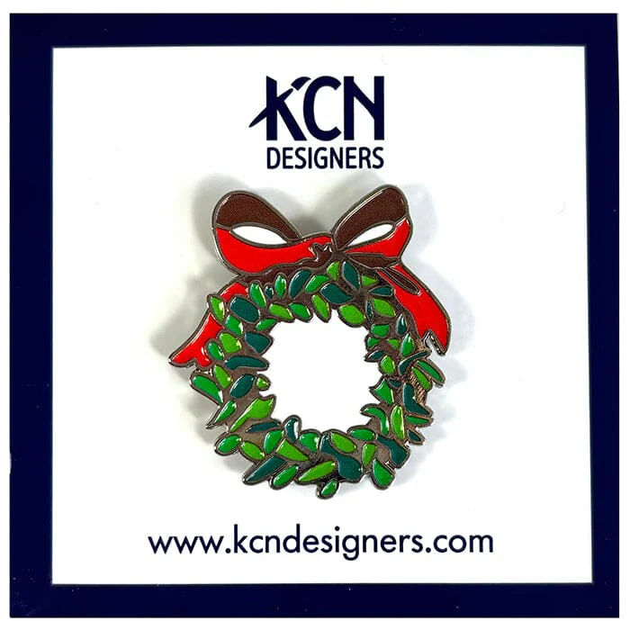 Wreath w/Red Bow Needleminder